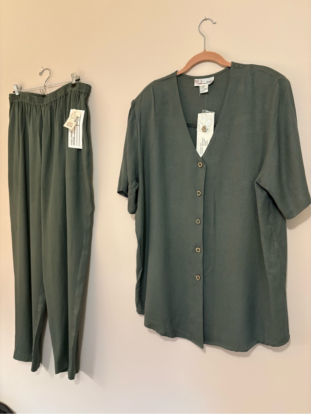 Vintage Milano Olive Green Relaxed Button-Front Top & Elastic Waist Trousers